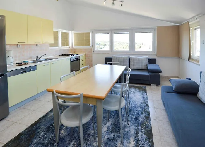 Apartmán 3-bedroom Karolina 11137