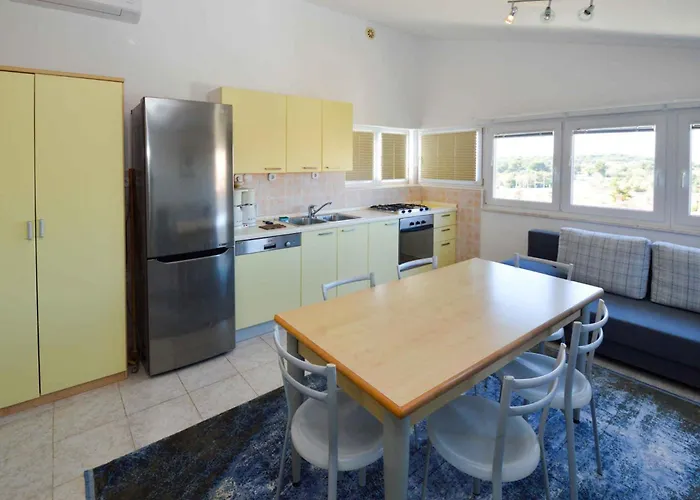 3-bedroom Karolina 11137 * Pula